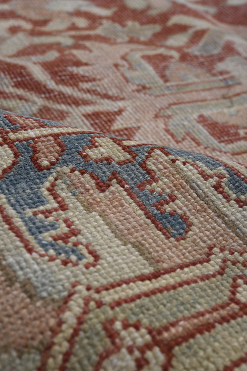 Vintage Heriz Area Rug (7' x 10')